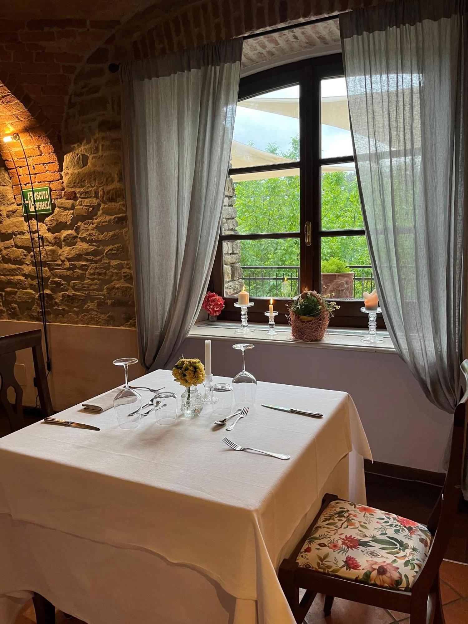 Il Castello Di Bubbio酒店 外观 照片