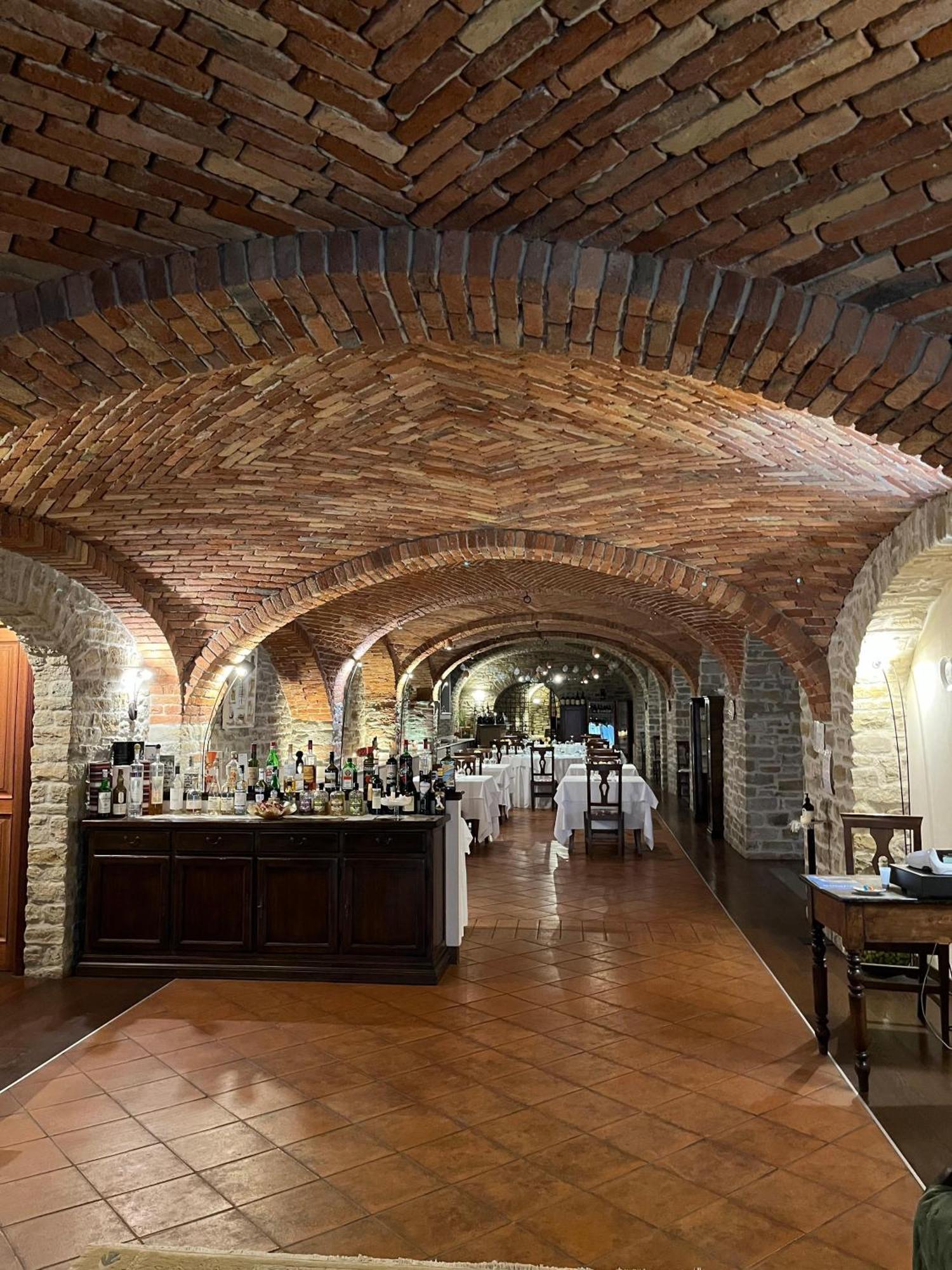 Il Castello Di Bubbio酒店 外观 照片